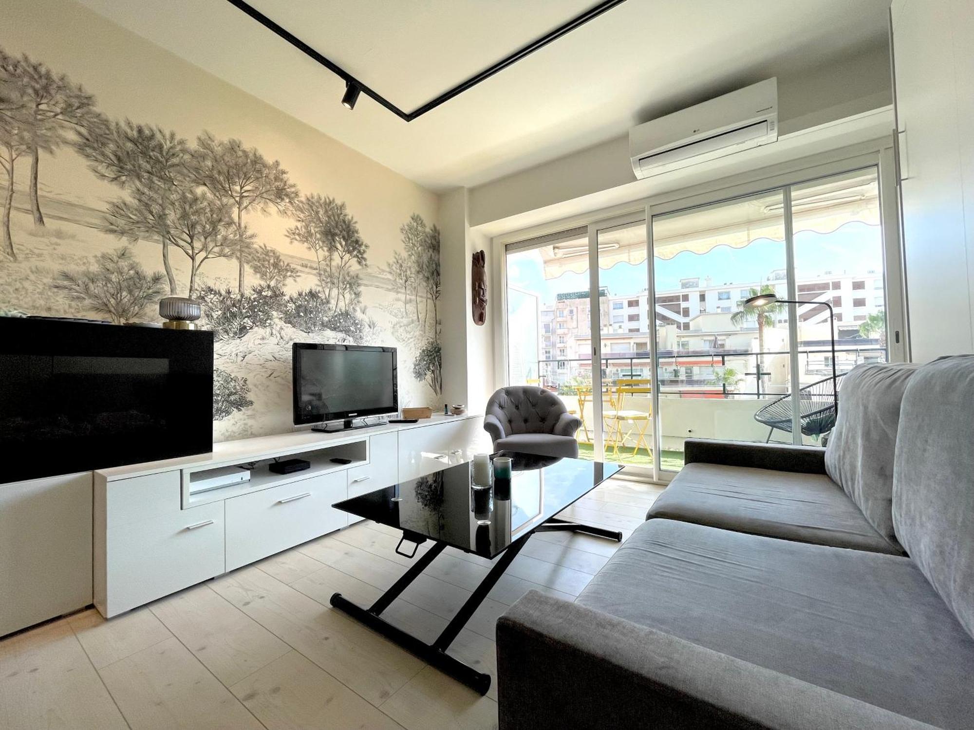 Studio Europa Apartment Juan-les-Pins Bagian luar foto